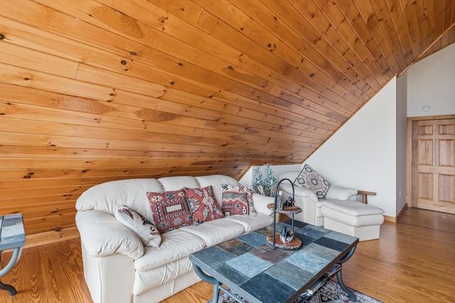 139 Ledgeview Shore Dr, Alexandria, NH 03222