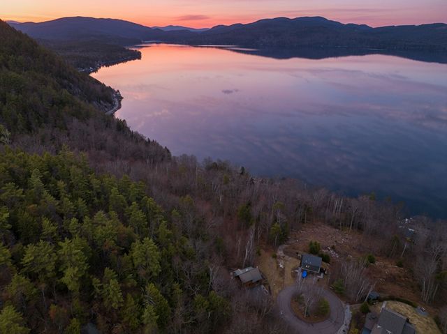 139 Ledgeview Shore Dr, Alexandria, NH 03222