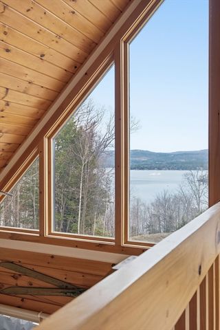 139 Ledgeview Shore Dr, Alexandria, NH 03222