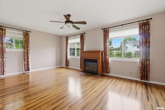 7715 W Redwing Drive, Peoria, IL 61604