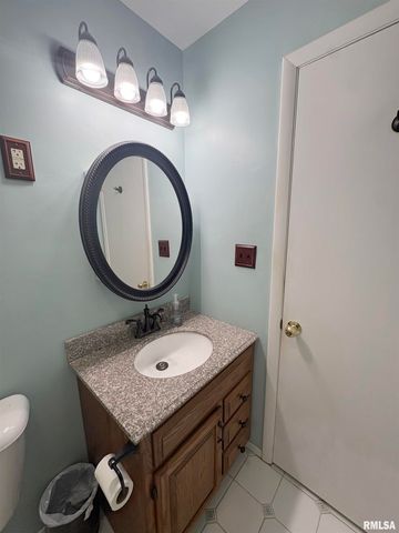 7715 W Redwing Drive, Peoria, IL 61604