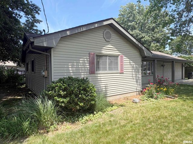 7715 W Redwing Drive, Peoria, IL 61604