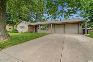 7715 W Redwing Drive, Peoria, IL 61604