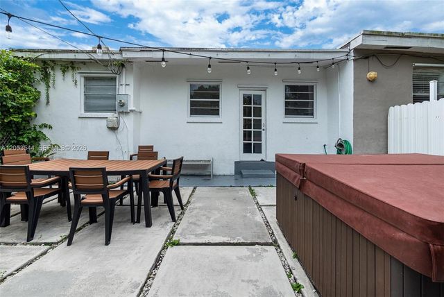3629 SW 12th St A, Miami, FL 33135