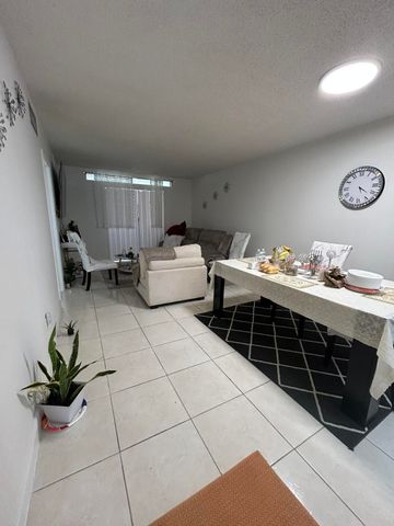 6600 Royal Palm Boulevard 103b, Margate, FL 33063