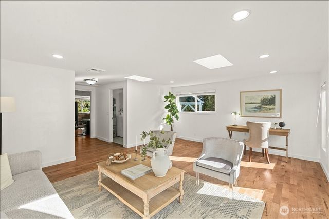 13154 91st Place NE, Kirkland, WA 98034