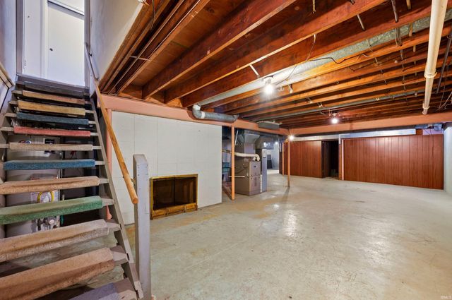 52585 Brooktrails Drive, South Bend, IN 46637