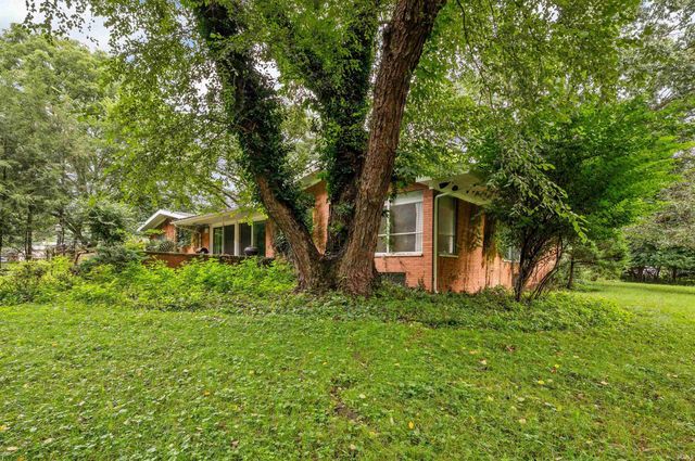 52585 Brooktrails Drive, South Bend, IN 46637
