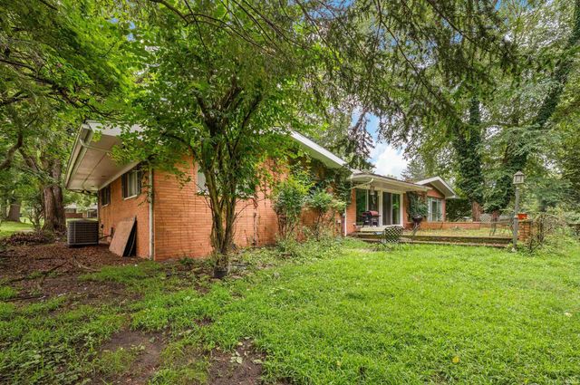 52585 Brooktrails Drive, South Bend, IN 46637