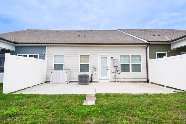 104 Great Falls Ct, Gallatin, TN 37066