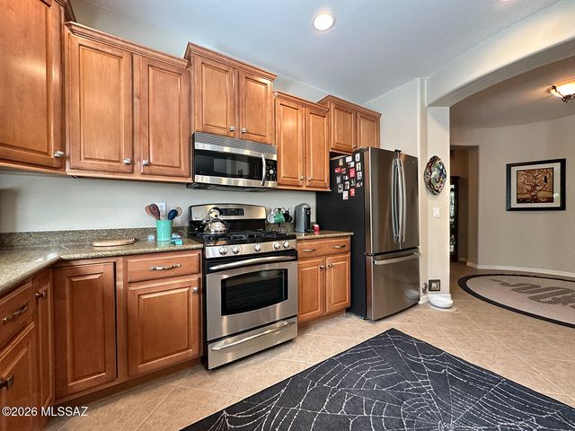 1116 W Versilia Drive, Oro Valley, AZ 85755