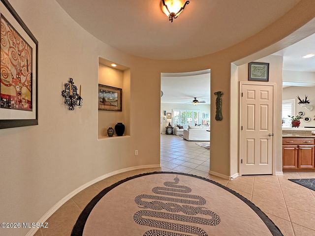 1116 W Versilia Drive, Oro Valley, AZ 85755