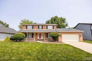 648 Shamrock Drive, O'fallon, IL 62269