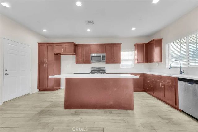1616 Constant Trail, San Jacinto, CA 92582