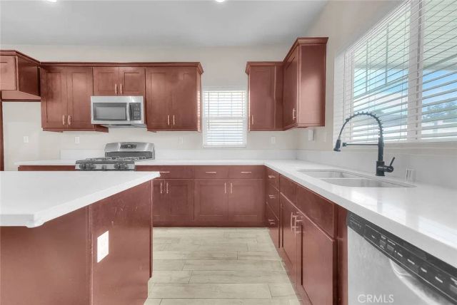 1616 Constant Trail, San Jacinto, CA 92582