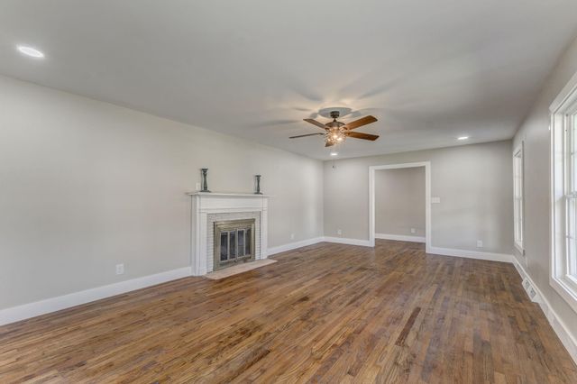 924 Stoneleigh Road, Dalton, GA 30720