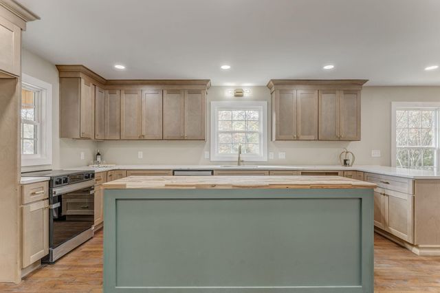 924 Stoneleigh Road, Dalton, GA 30720