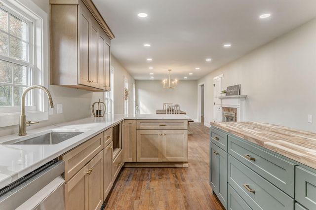 924 Stoneleigh Road, Dalton, GA 30720