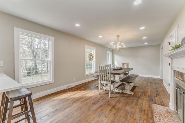 924 Stoneleigh Road, Dalton, GA 30720