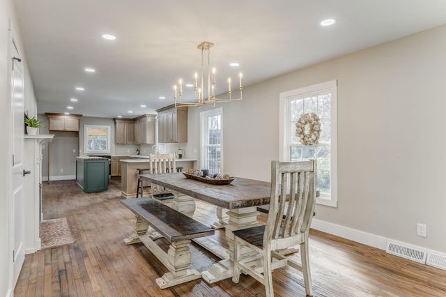 924 Stoneleigh Road, Dalton, GA 30720