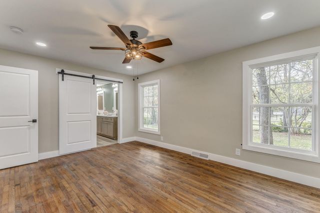 924 Stoneleigh Road, Dalton, GA 30720