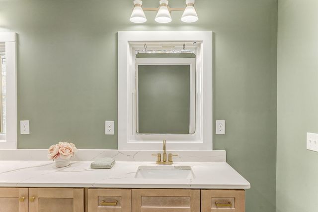 924 Stoneleigh Road, Dalton, GA 30720