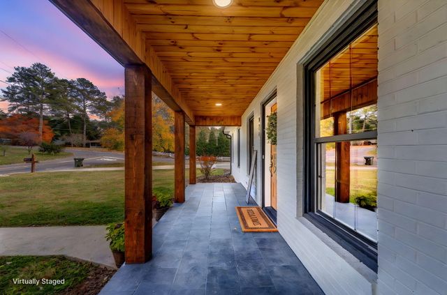 924 Stoneleigh Road, Dalton, GA 30720