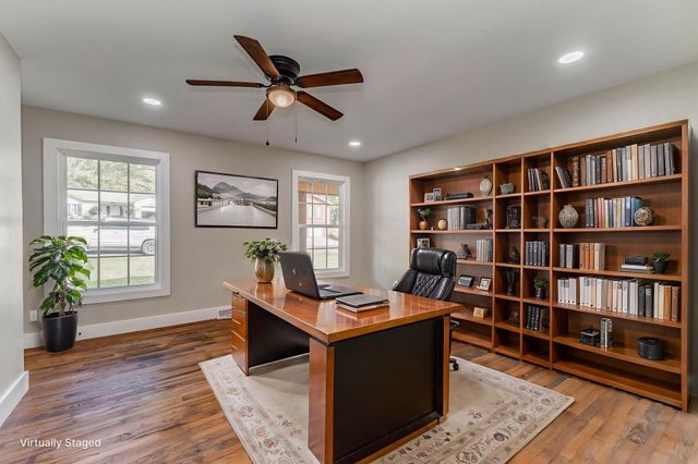 924 Stoneleigh Road, Dalton, GA 30720