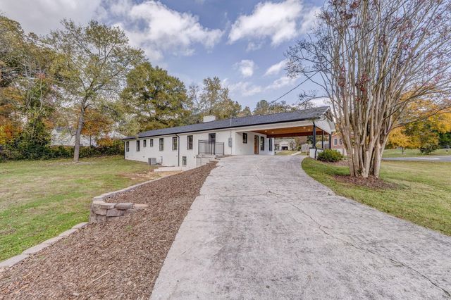 924 Stoneleigh Road, Dalton, GA 30720