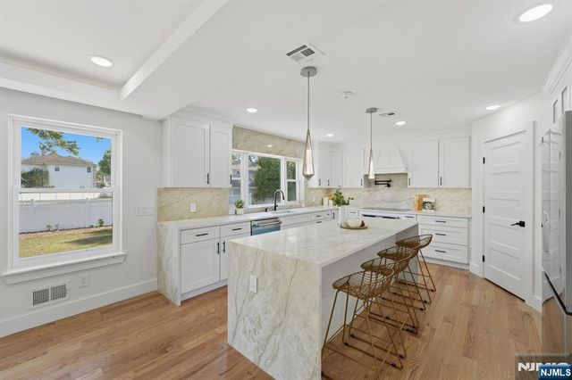 275 Longview Road, Union, NJ 07083