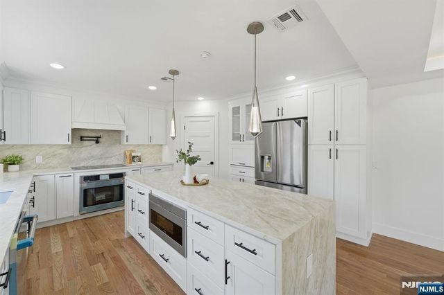 275 Longview Road, Union, NJ 07083
