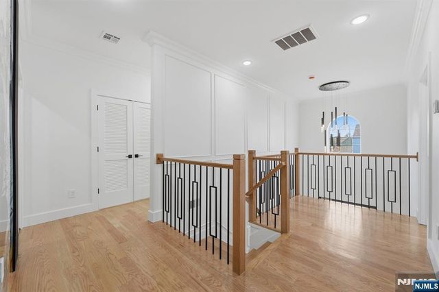 275 Longview Road, Union, NJ 07083