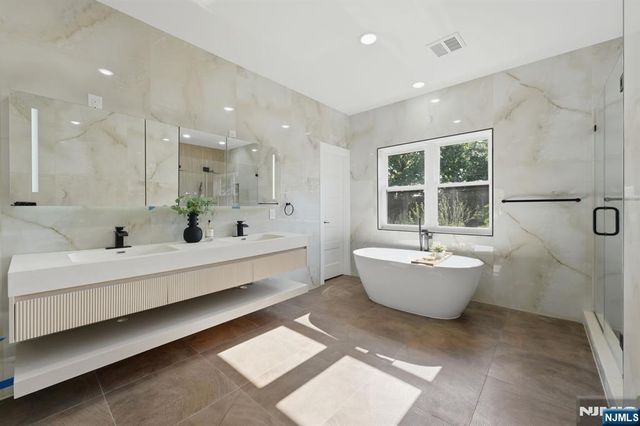 275 Longview Road, Union, NJ 07083