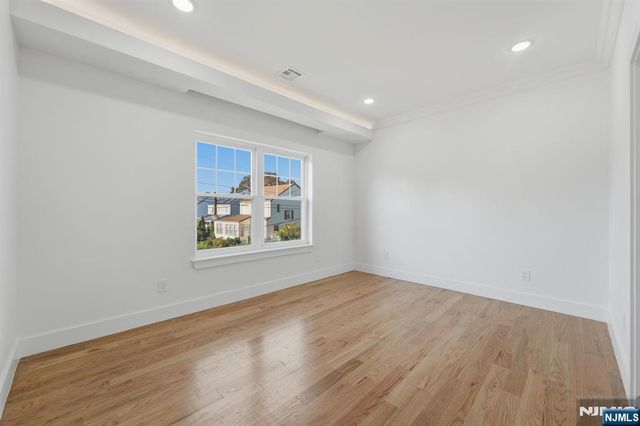 275 Longview Road, Union, NJ 07083