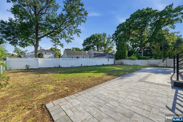 275 Longview Road, Union, NJ 07083