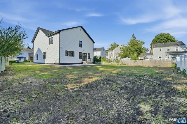 275 Longview Road, Union, NJ 07083