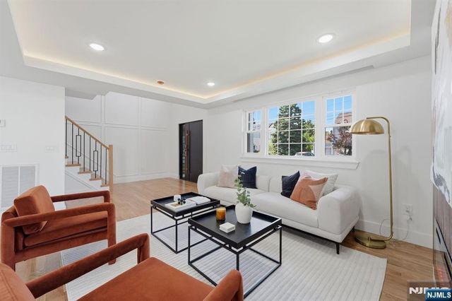 275 Longview Road, Union, NJ 07083