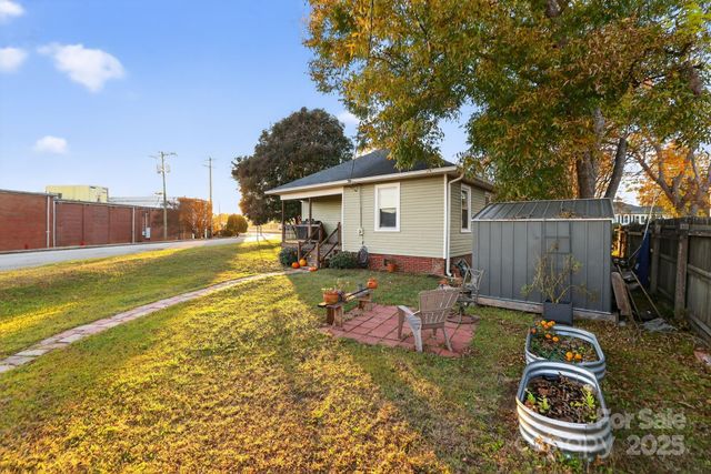 1701 Spencer Mountain Road, Gastonia, NC 28054