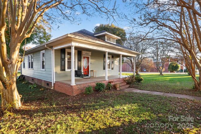 1701 Spencer Mountain Road, Gastonia, NC 28054