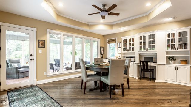 665 Nottingham Court, Carmel, IN 46032