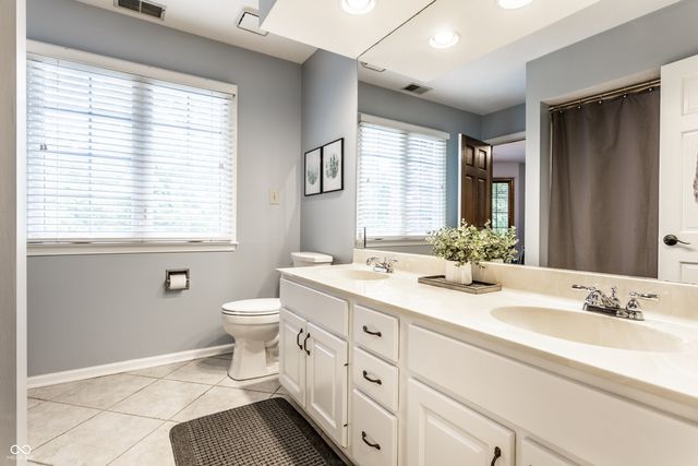 665 Nottingham Court, Carmel, IN 46032