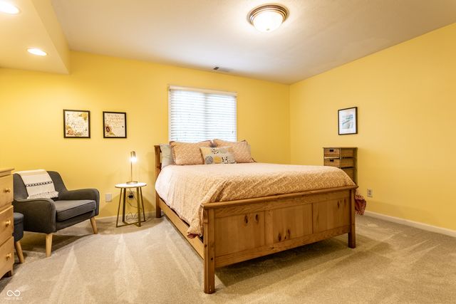 665 Nottingham Court, Carmel, IN 46032