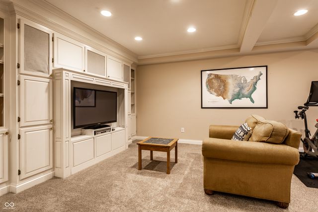 665 Nottingham Court, Carmel, IN 46032