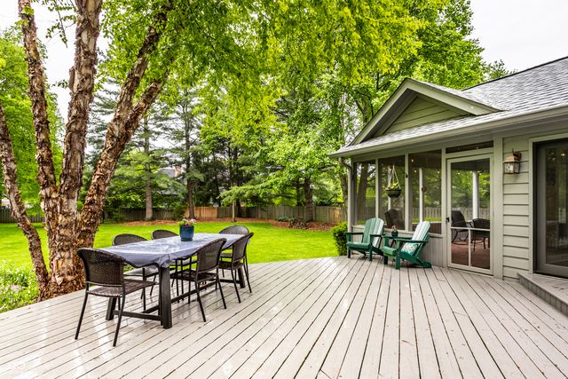 665 Nottingham Court, Carmel, IN 46032