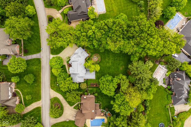 665 Nottingham Court, Carmel, IN 46032