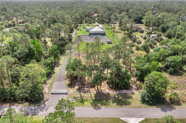 431 16th AVE NE, Naples, FL 34120