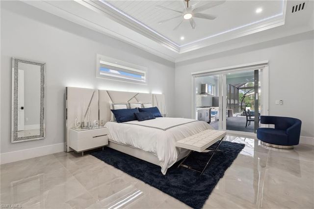 431 16th AVE NE, Naples, FL 34120