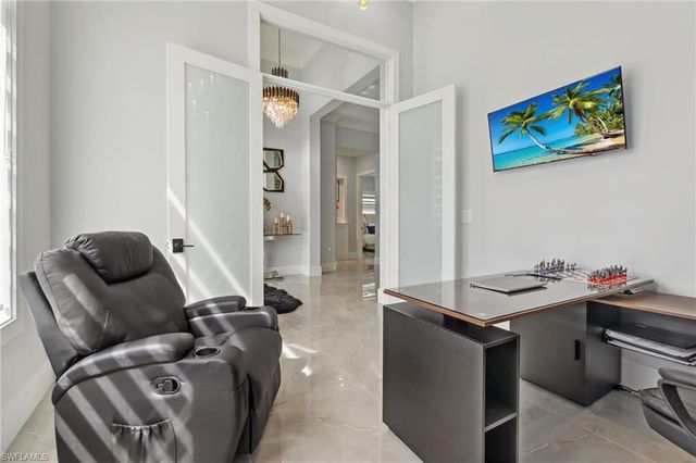 431 16th AVE NE, Naples, FL 34120