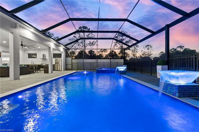 431 16th AVE NE, Naples, FL 34120