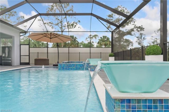 431 16th AVE NE, Naples, FL 34120